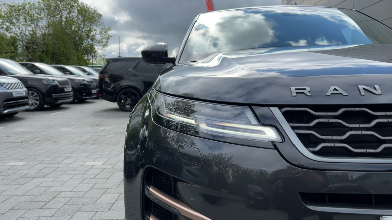 Land Rover Range Rover Evoque 2.0 D180 R-Dynamic HSE 5dr Auto Diesel Hatchback
